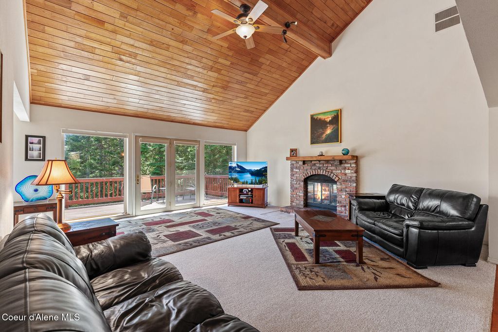 Photo of 7722 CLEMETSON Rd, Coeur dAlene, ID 83814 (MLS # 25-6348)
