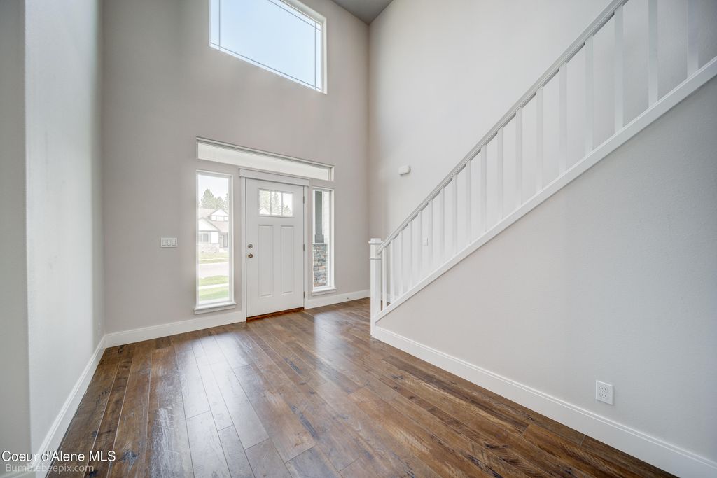 Photo of 14973 LIANE Ln, Rathdrum, ID 83858 (MLS # 25-10308)
