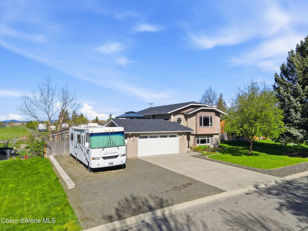 Photo of 2037 Westwind Dr, Post Falls, ID 83854 (MLS # 26-3905)