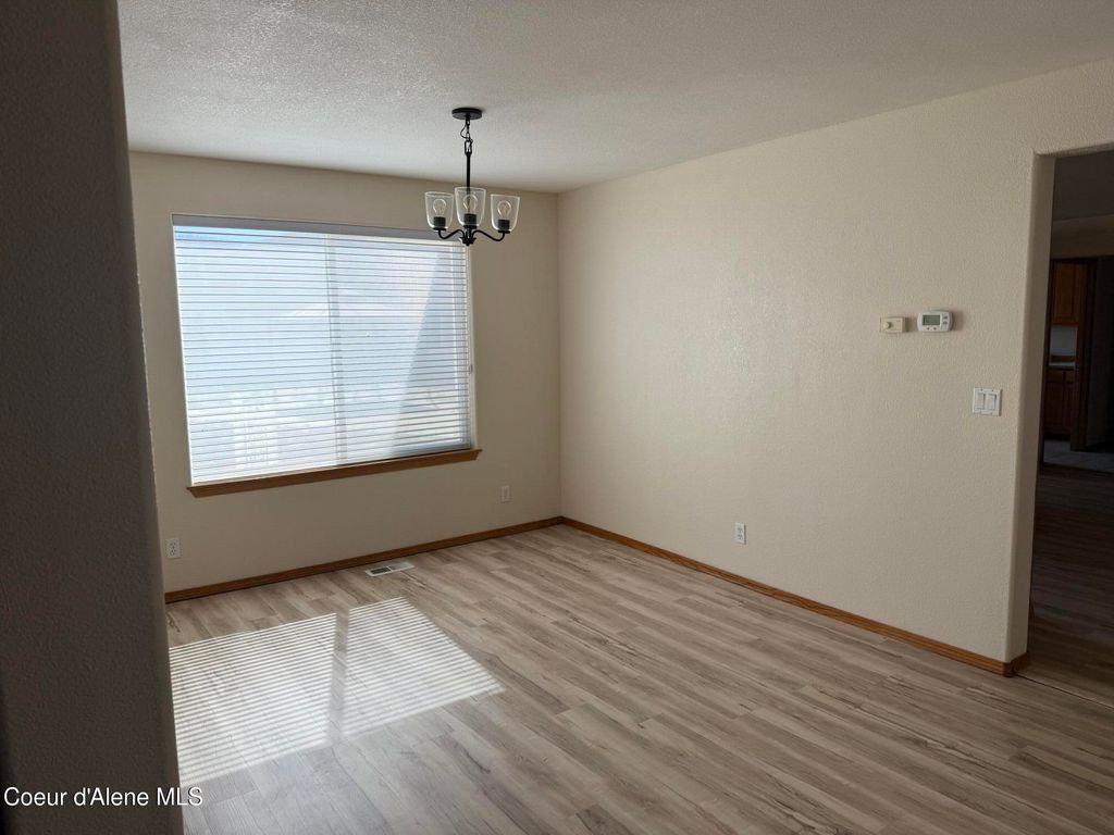 Photo of 6344 COLFAX St, Dalton Gardens, ID 83815 (MLS # 25-7937)