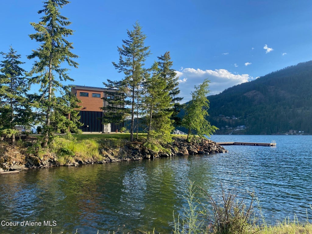 Photo of 1770,1808 Garfield Bay RD, Sagle, ID 83860 (MLS # 26-6432)