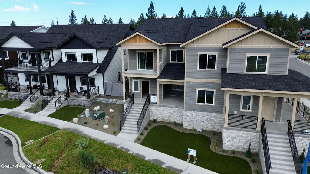 Photo of 2511 Top Saw Ln, Coeur dAlene, ID 83814 (MLS # 25-9999)