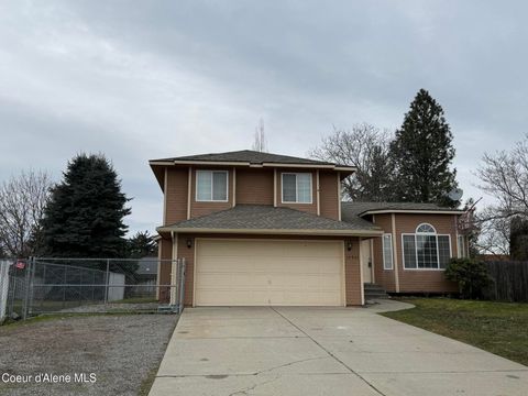 Photo of 10951 Krest Ct, Hayden, ID 83835 (MLS # 26-795)