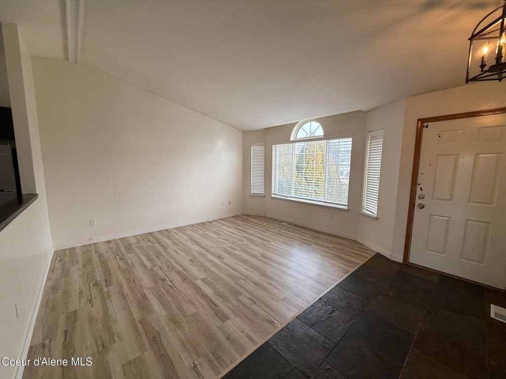 Photo of 10951 Krest Ct, Hayden, ID 83835 (MLS # 26-795)