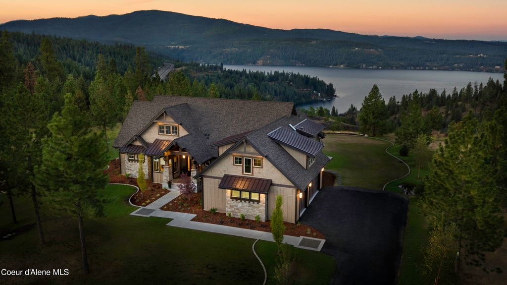 Photo of 1627X Pinot, Coeur dAlene, ID 83814 (MLS # 25-391)