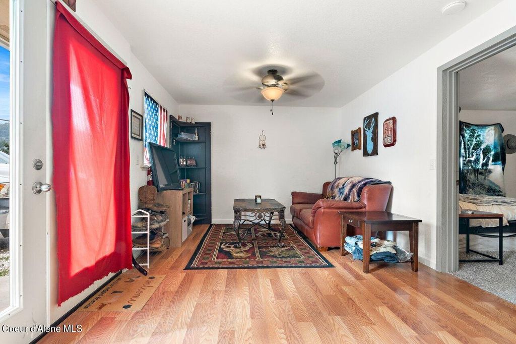 Photo of 412 N Division St, Pinehurst, ID 83850 (MLS # 24-7634)