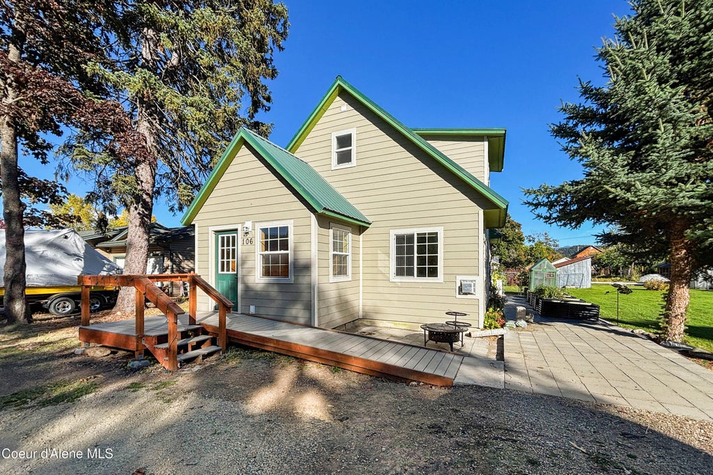 Photo of 106 Hope ST, Kootenai, ID 83840 (MLS # 26-10125)