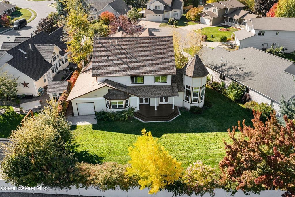 Photo of 1406 JR Court Court, Sandpoint, ID 83864 (MLS # 25-10248)