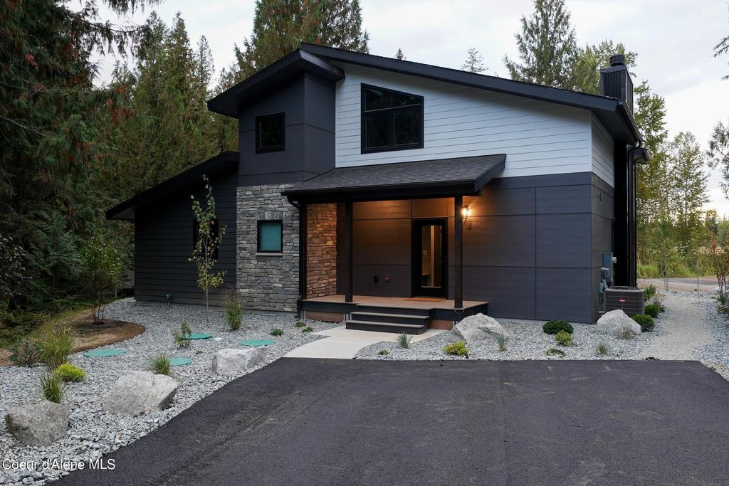 Photo of 70 Wedge Ct, Priest Lake, ID 83856 (MLS # 26-3231)