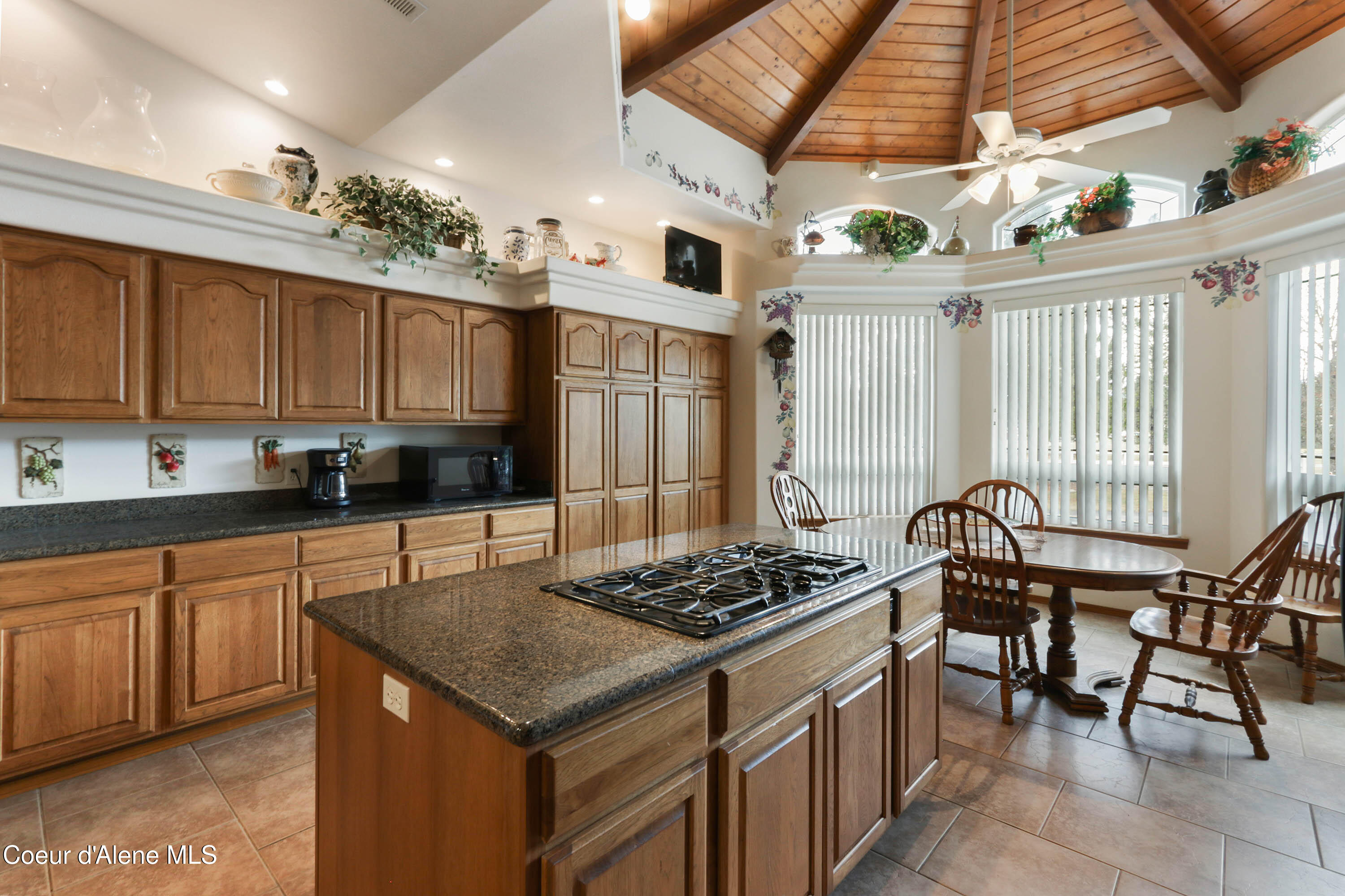 573 SW Tam Tam Dr, Sagle, Alaska image 14