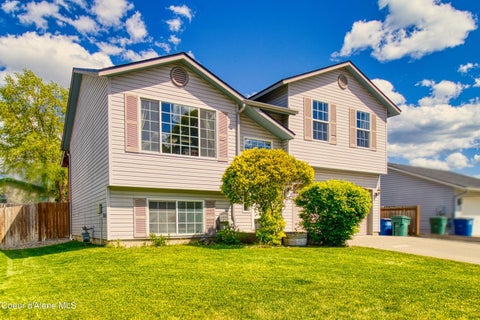 Photo of 3100 Treaty Rock BLVD, Post Falls, ID 83854 (MLS # 26-5971)