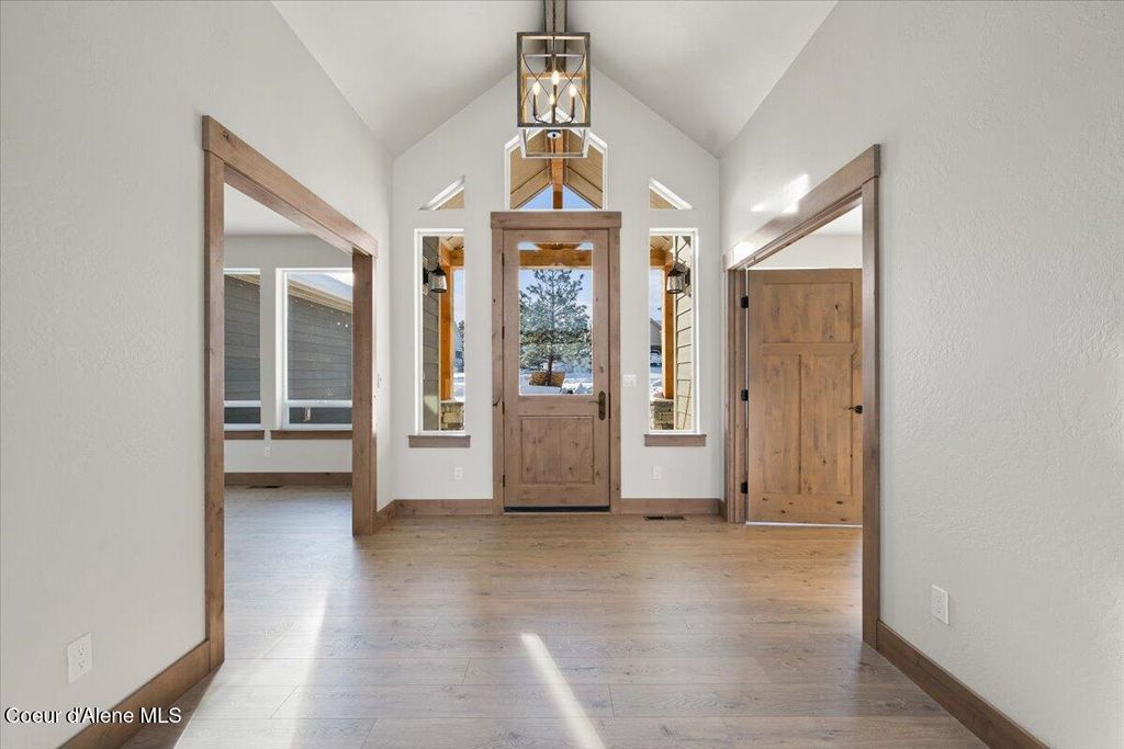 Photo of 1503 Remmick, Hayden, ID 83835 (MLS # 25-9784)