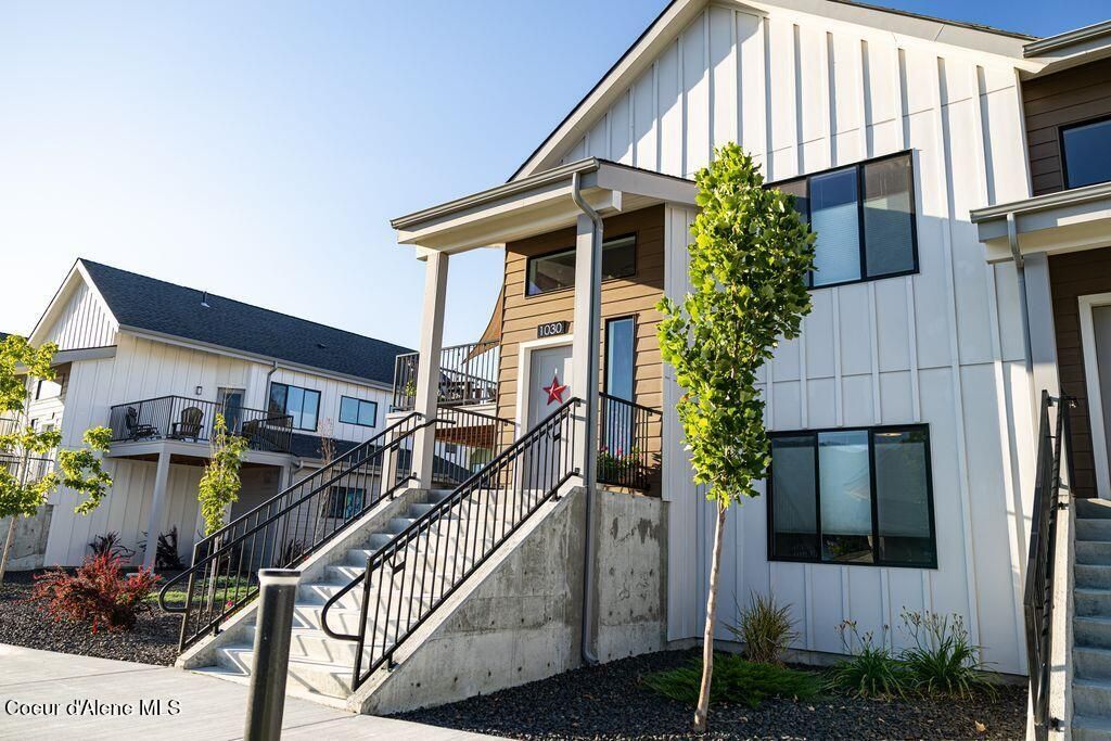 Photo of 1030 Railroad Ave, Post Falls, ID 83854 (MLS # 25-10401)