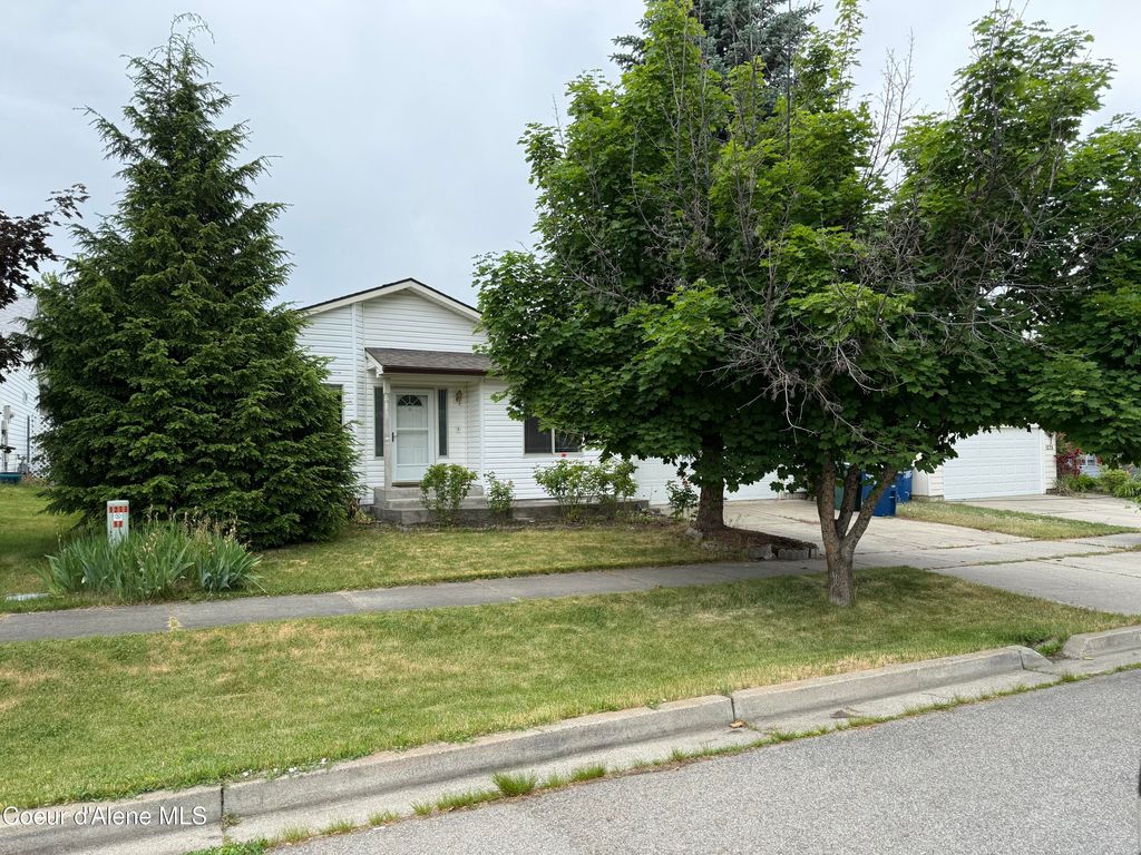Photo of 1265 Stockman AVE, Post Falls, ID 83854 (MLS # 26-5546)
