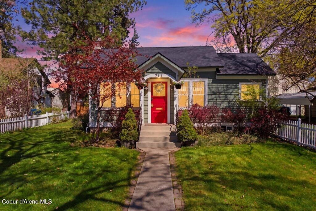 Photo of 711 Empire Ave, Coeur dAlene, ID 83814 (MLS # 26-4023)