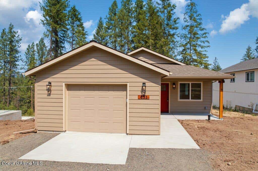 Photo of 431 F ST, Plummer, ID 83851 (MLS # 26-8377)