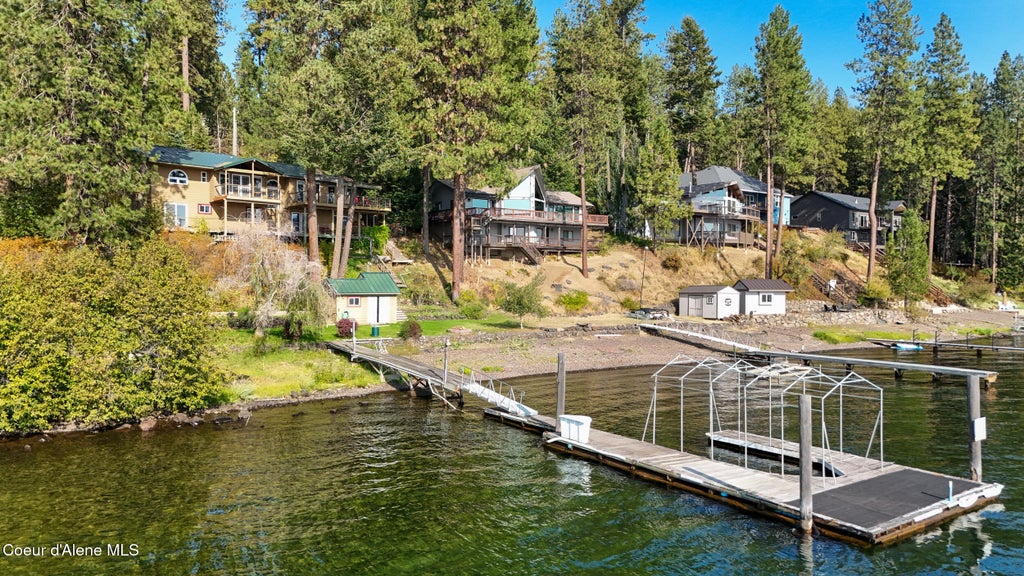 Photo of 428 Beachhouse Ln, Harrison, ID 83833 (MLS # 26-9411)