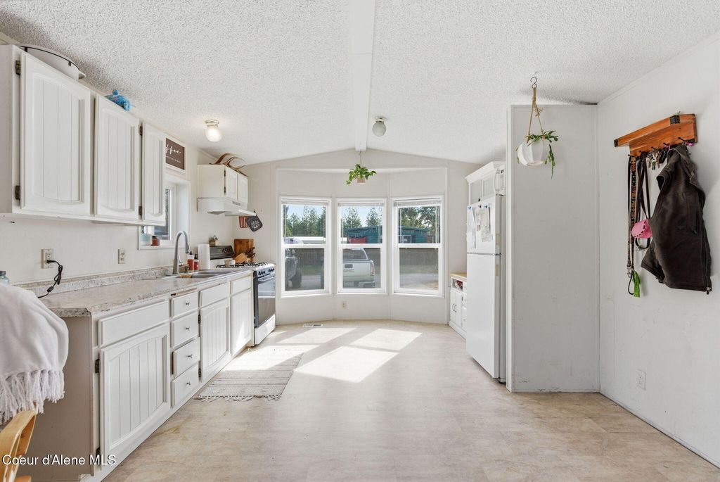 Photo of 5725 Highway 53 #UNIT Q, Rathdrum, ID 83858 (MLS # 26-3309)