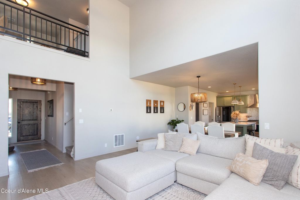 Photo of 1257 Allenby Ave, Post Falls, ID 83854 (MLS # 25-10057)