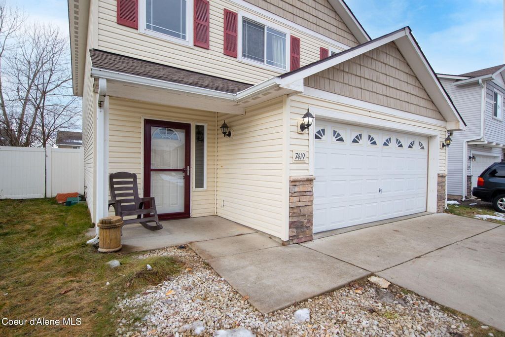 Photo of 7419 Bedford Ln, Coeur dAlene, ID 83815 (MLS # 26-396)