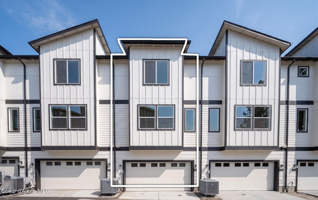 Photo of 1101 Pinewood, Coeur dAlene, ID 83814 (MLS # 26-10116)