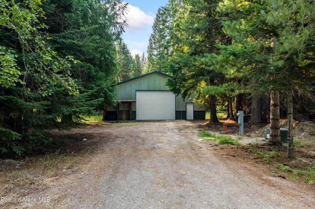 Photo of 148 Cedar Meadows Meadows, Sagle, ID 83860 (MLS # 26-8622)