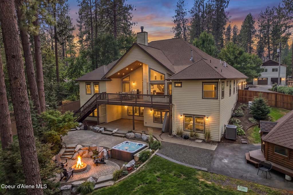 Photo of 3617 Pineridge DR, Coeur dAlene, ID 83815 (MLS # 26-8766)