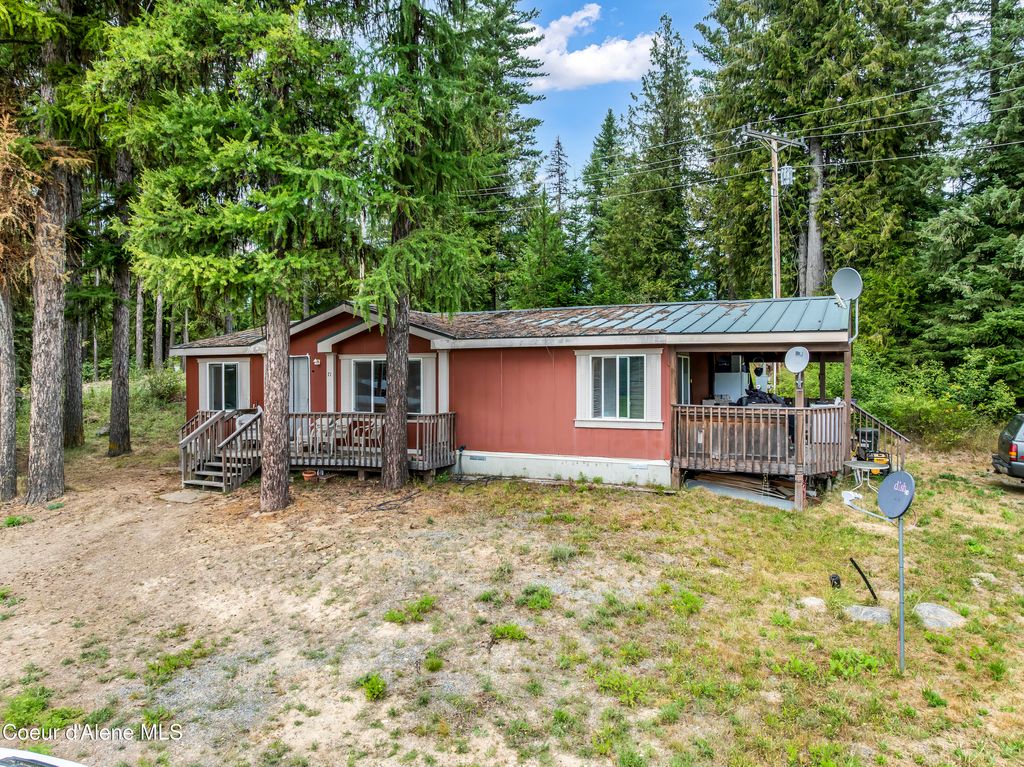 Photo of 71 Luby Bay Rd, Priest Lake, ID 83856 (MLS # 25-8143)