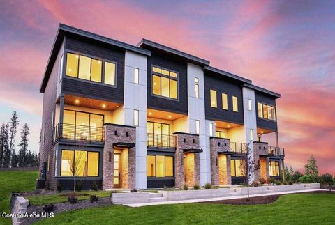 Photo of 2925 Heartwood Rd, Coeur dAlene, ID 83814 (MLS # 25-10342)