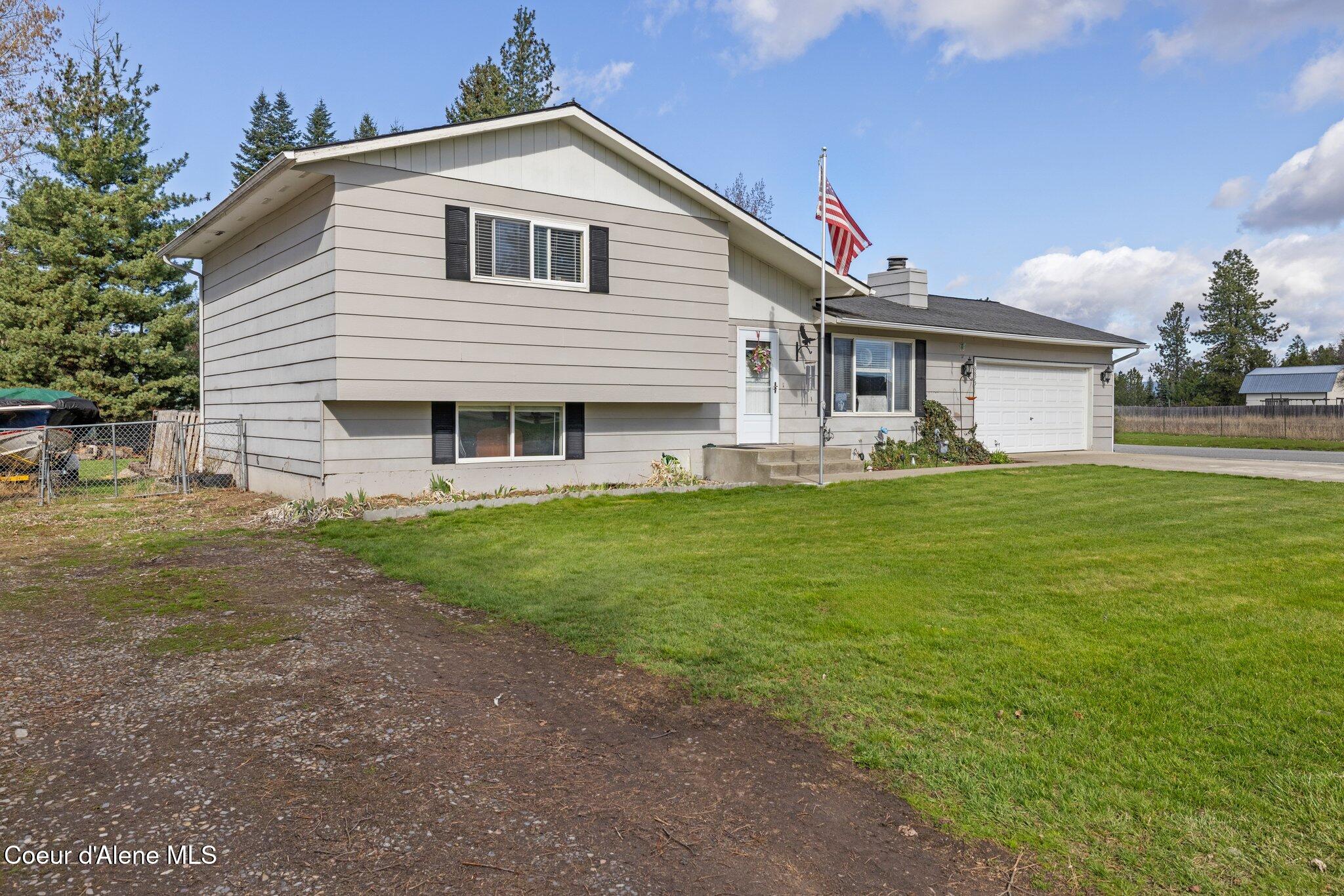 8875 N Chateaux Dr, Hayden, Idaho image 2