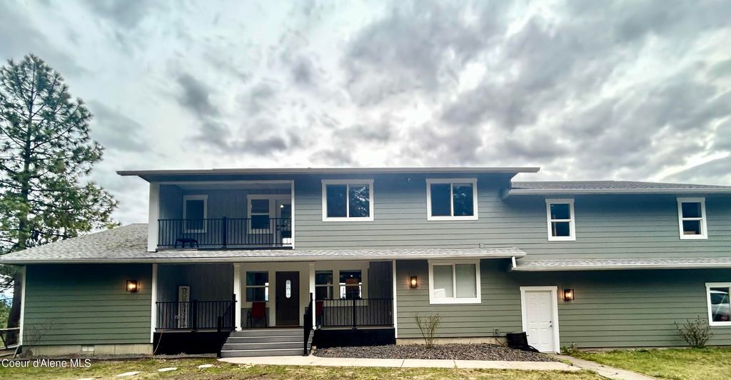 Photo of 10320 PAYMENT PEAK Rd, Hauser, ID 83854 (MLS # 25-4412)