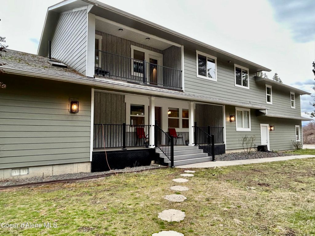 Photo of 10320 PAYMENT PEAK Rd, Hauser, ID 83854 (MLS # 25-4412)