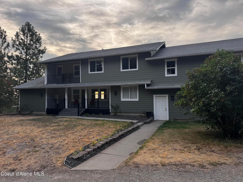 Photo of 10320 PAYMENT PEAK Rd, Hauser, ID 83854 (MLS # 25-4412)