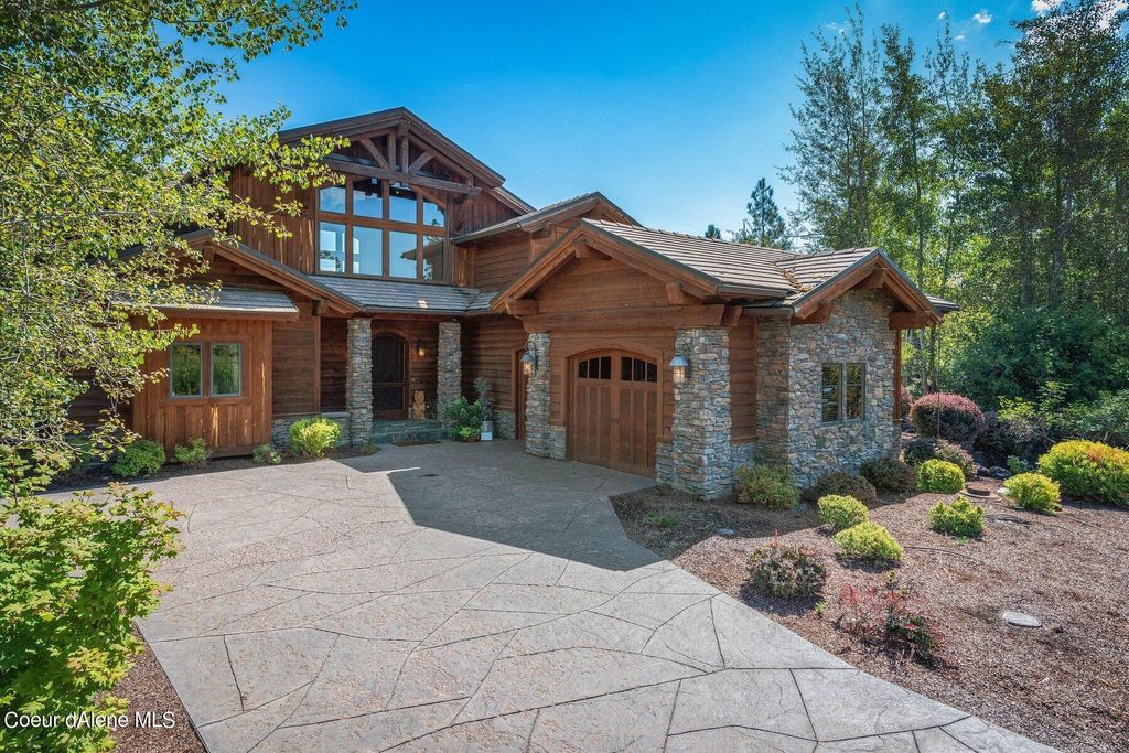 Photo of 17308 HALITE Loop, Coeur dAlene, ID 83814 (MLS # 25-1363)