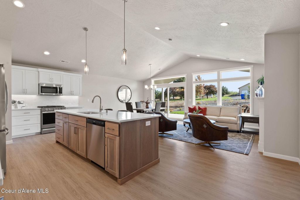 Photo of 1617 Garvin Ct, Spokane Valley, WA 99016 (MLS # 25-9777)