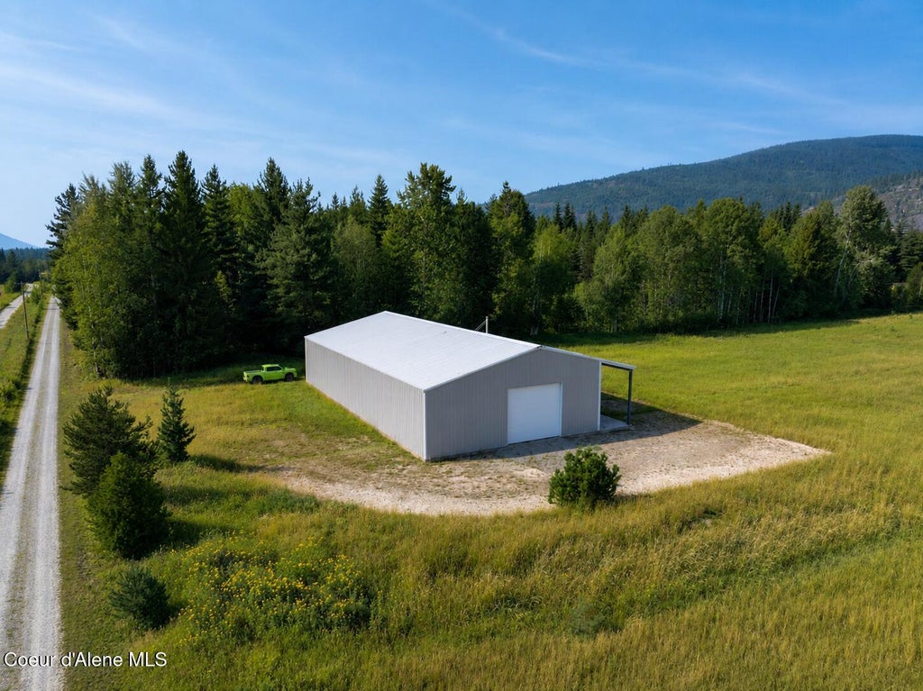 Photo of 152 Tanna LN, Naples, ID 83847 (MLS # 26-7765)