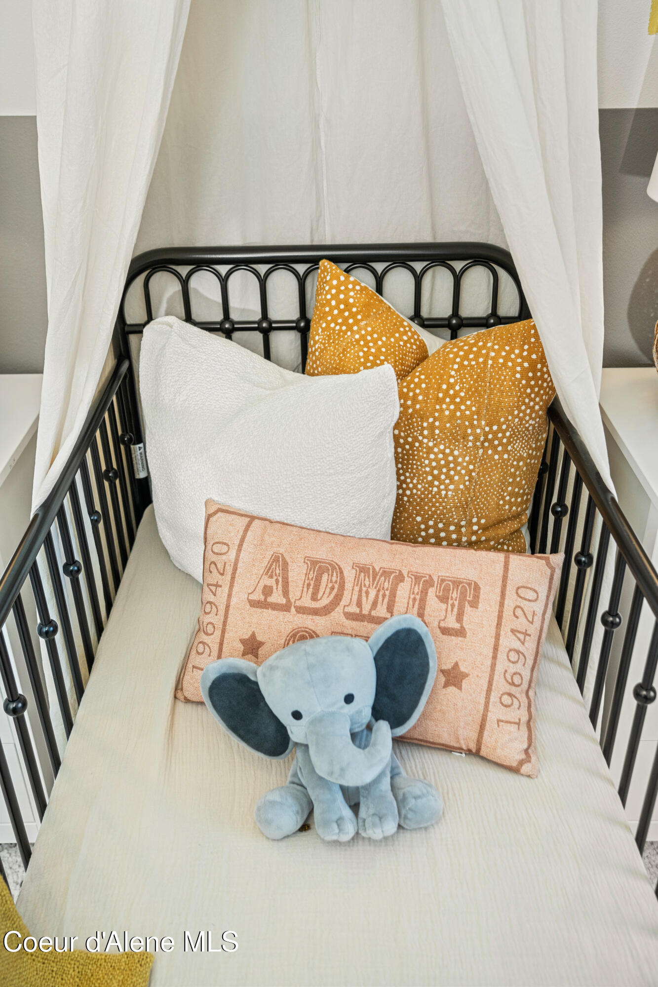 Hayden, Idaho 83835, United States, 3 Bedrooms Bedrooms, ,3 BathroomsBathrooms,Residential,Pending,34643