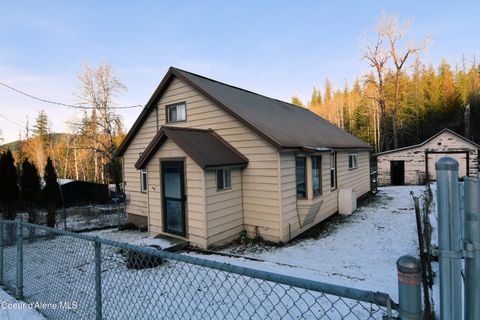 Photo of 827 & 835 Lower Page, Smelterville, ID 83868 (MLS # 26-172)