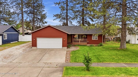 Photo of 7410 Lund ST, Rathdrum, ID 83858 (MLS # 26-5954)