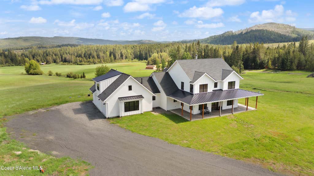 Photo of 88 Alder Creek Loop Loop, St. Maries, ID 83861 (MLS # 26-5771)