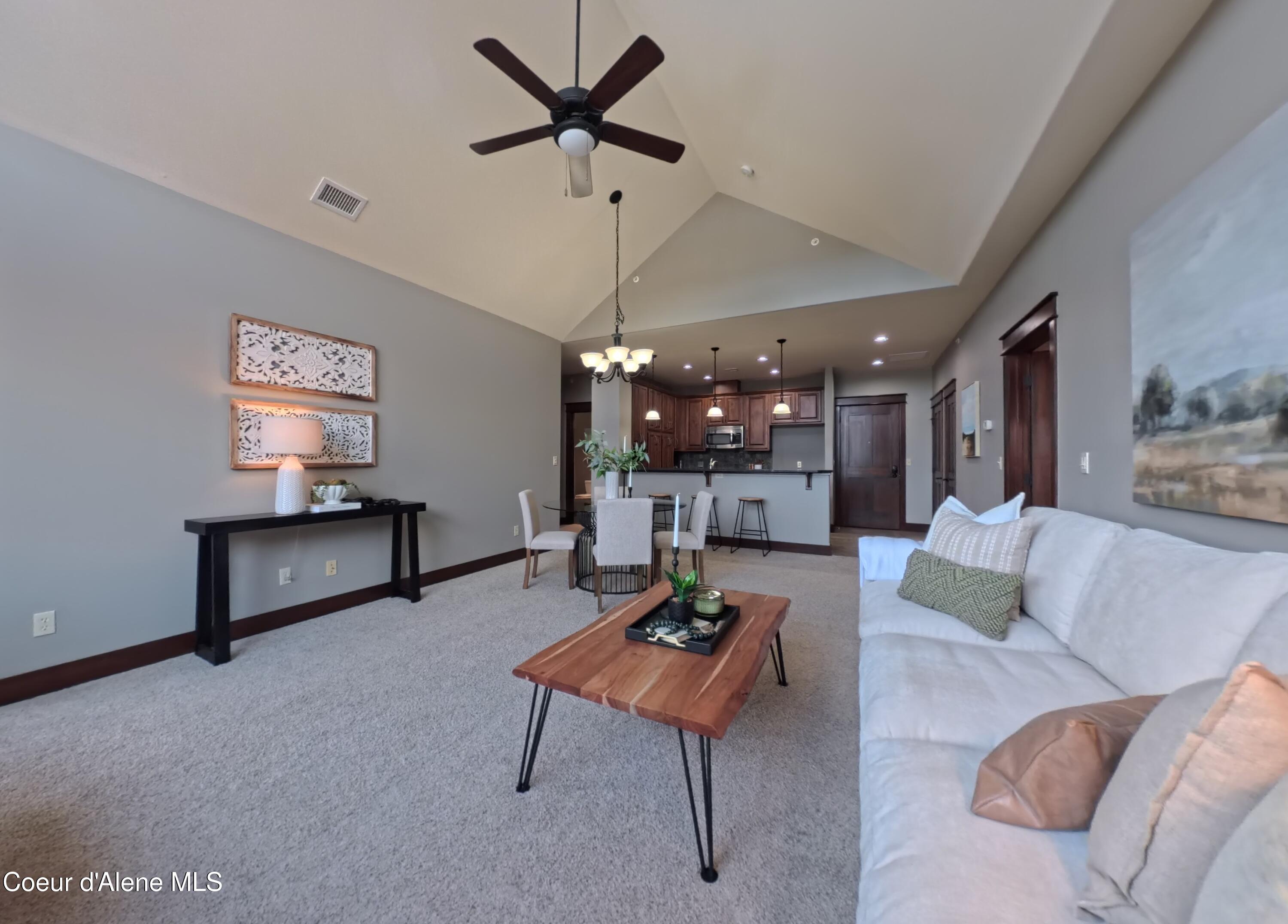 2051 MAIN #315