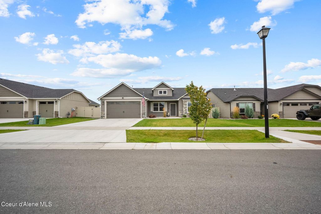 Photo of 4248 May Ella Lp Loop, Post Falls, ID 83854 (MLS # 25-9955)