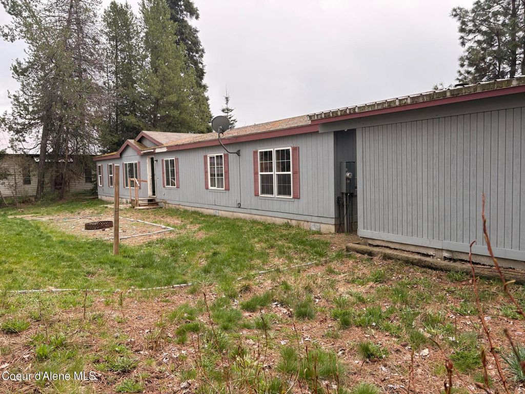 Photo of 34 Troudt Ct, Priest River, ID 83856 (MLS # 26-3507)