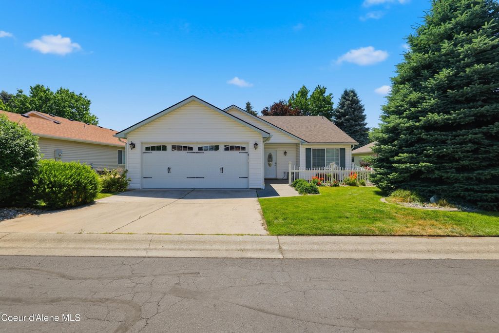 Photo of 2064 Normandie LN, Coeur dAlene, ID 83815 (MLS # 26-7008)