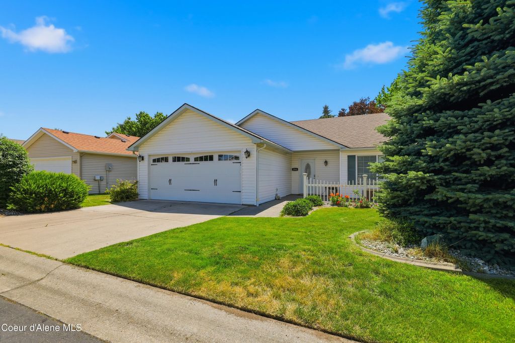 Photo of 2064 Normandie LN, Coeur dAlene, ID 83815 (MLS # 26-7008)