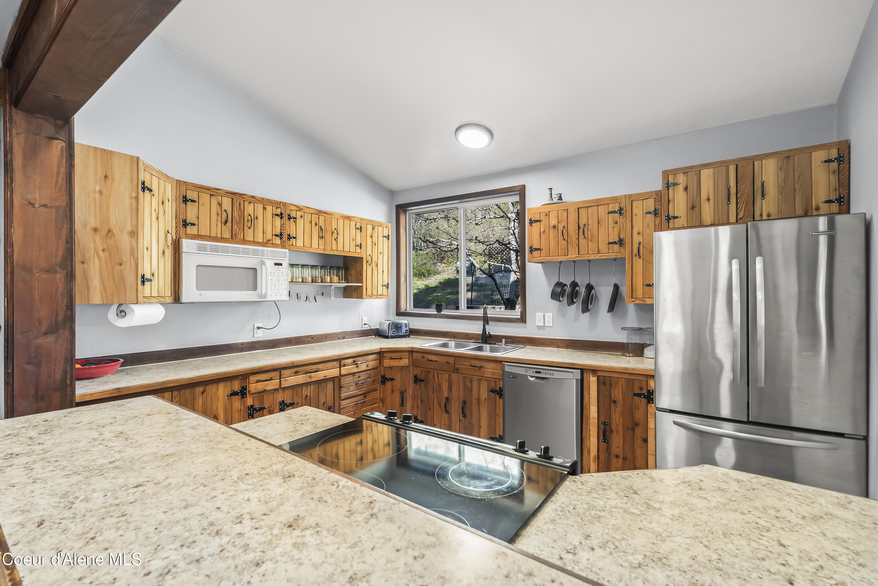 516 Lightning Creek Rd, Clark Fork, Alaska image 8
