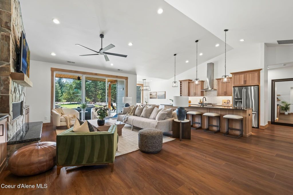 Photo of 43 Osprey Ln, Sandpoint, ID 83864 (MLS # 26-1750)