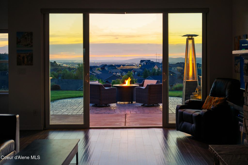 Photo of 115 PARKVIEW Ct, Liberty Lake, WA 99019 (MLS # 25-11452)