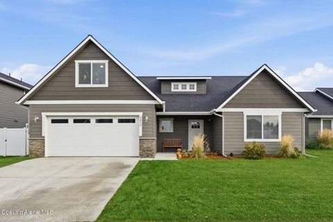 Photo of 3812 Abel Ln Ln, Post Falls, ID 83854 (MLS # 25-10582)