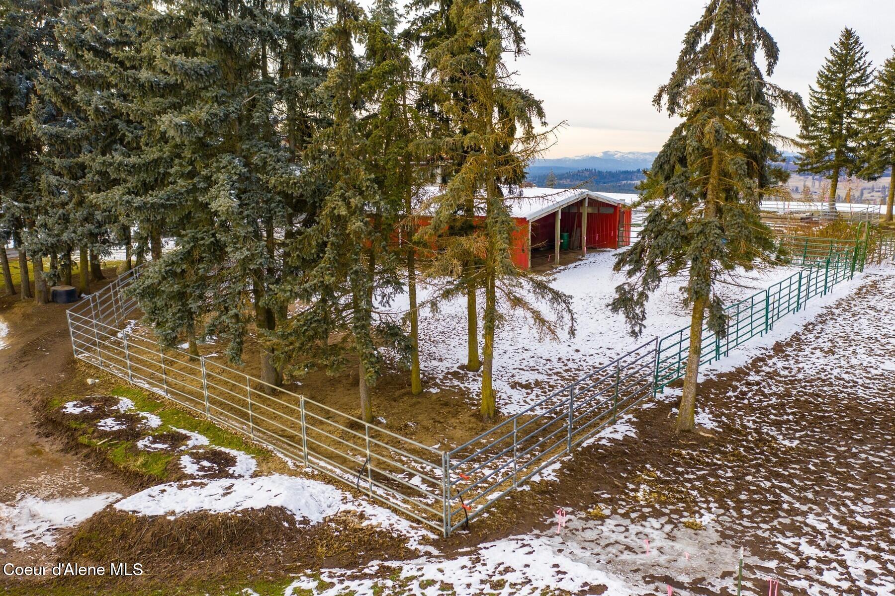 25512 N Orchard Bluff, Chattaroy, Washington image 32